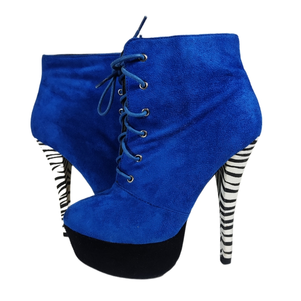 Sz 7.5 Faux suede blue & Zebra pattern high heels